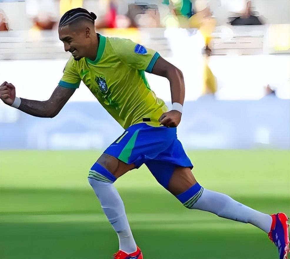 博鱼下载-喜讯！申花冬训或许会迎来久违后腰强援爆发，曾是国足获胜功臣