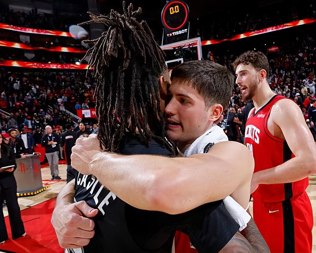 博鱼下载-靠着一己之力扭转了局面！火箭后场新星绝对值得更高的战术地位？