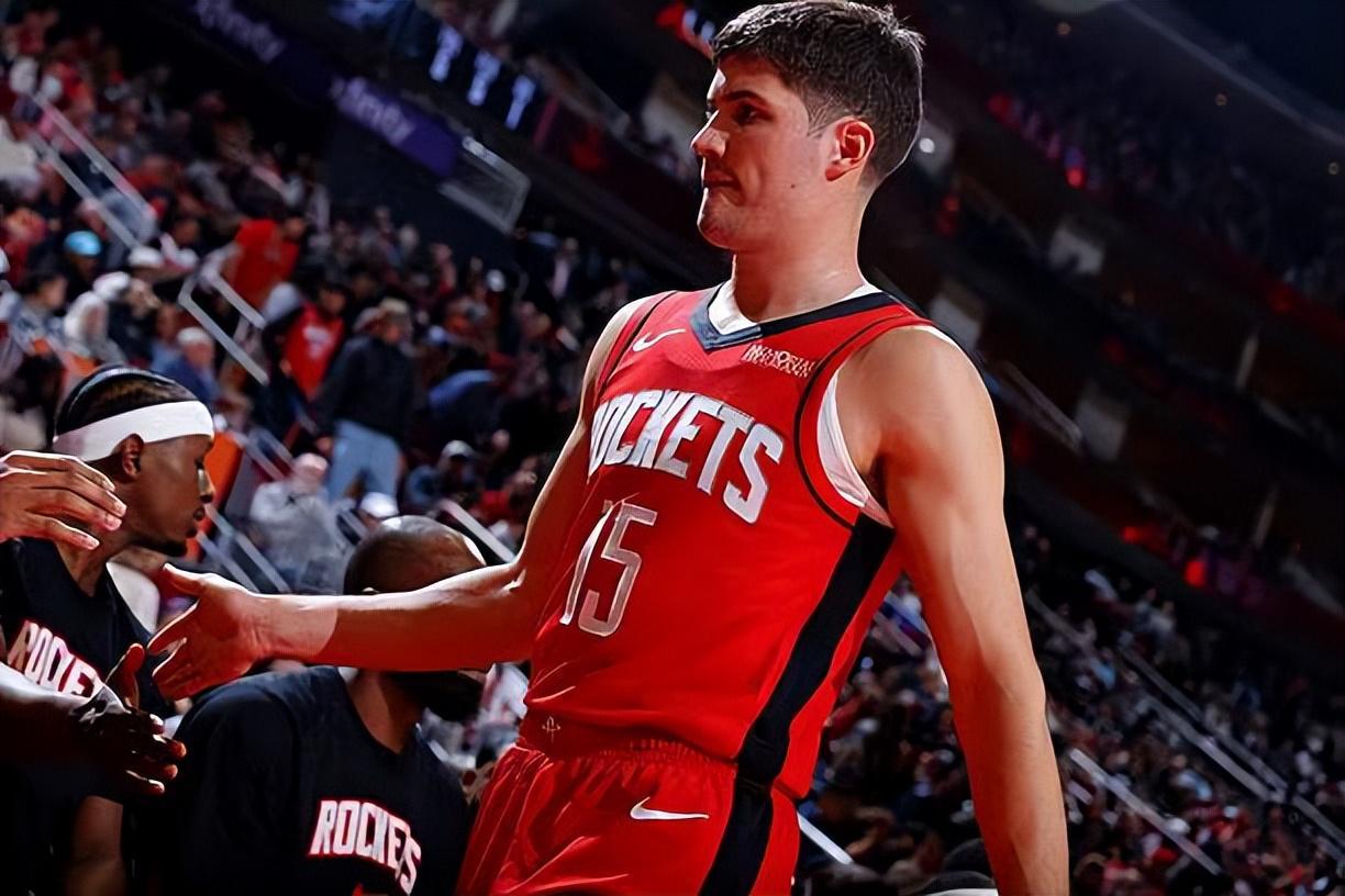 博鱼下载-靠着一己之力扭转了局面！火箭后场新星绝对值得更高的战术地位？