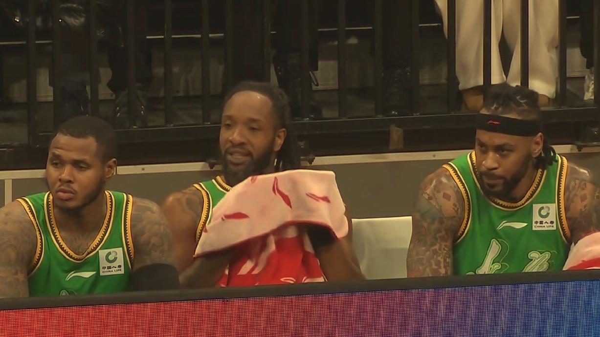 博鱼体育-辽鲁大战杨鸣绝不退缩!三分球问题迫在眉睫,关键还要看外援发挥