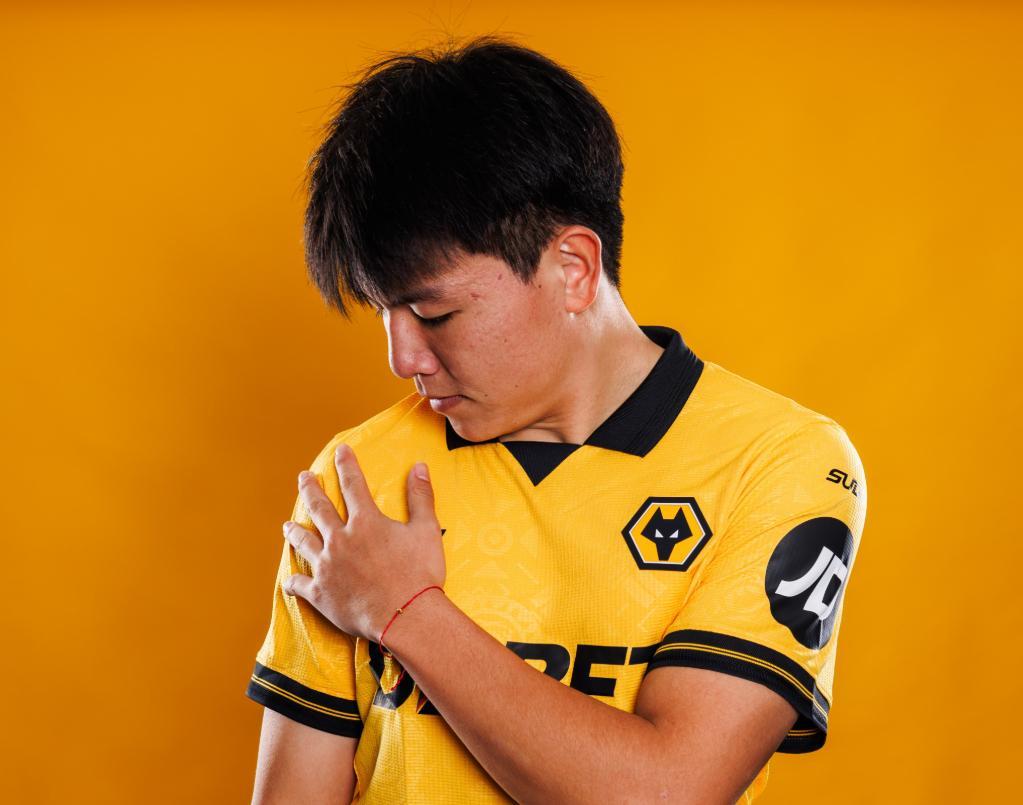 博鱼体育-国足2大新星！徐彬将上演狼队首秀，王钰栋收德甲豪门邀请未成行