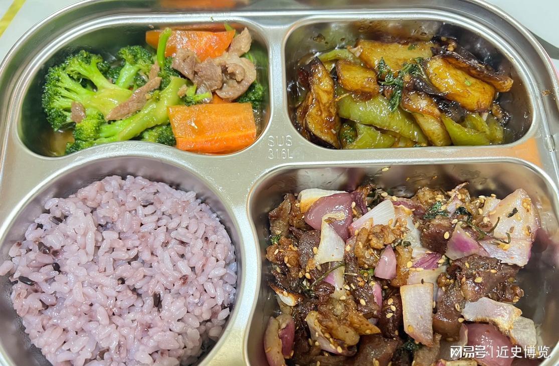 博鱼官网-北京下了死命令，2027年底前，所有中小学必须告别“校外配餐”